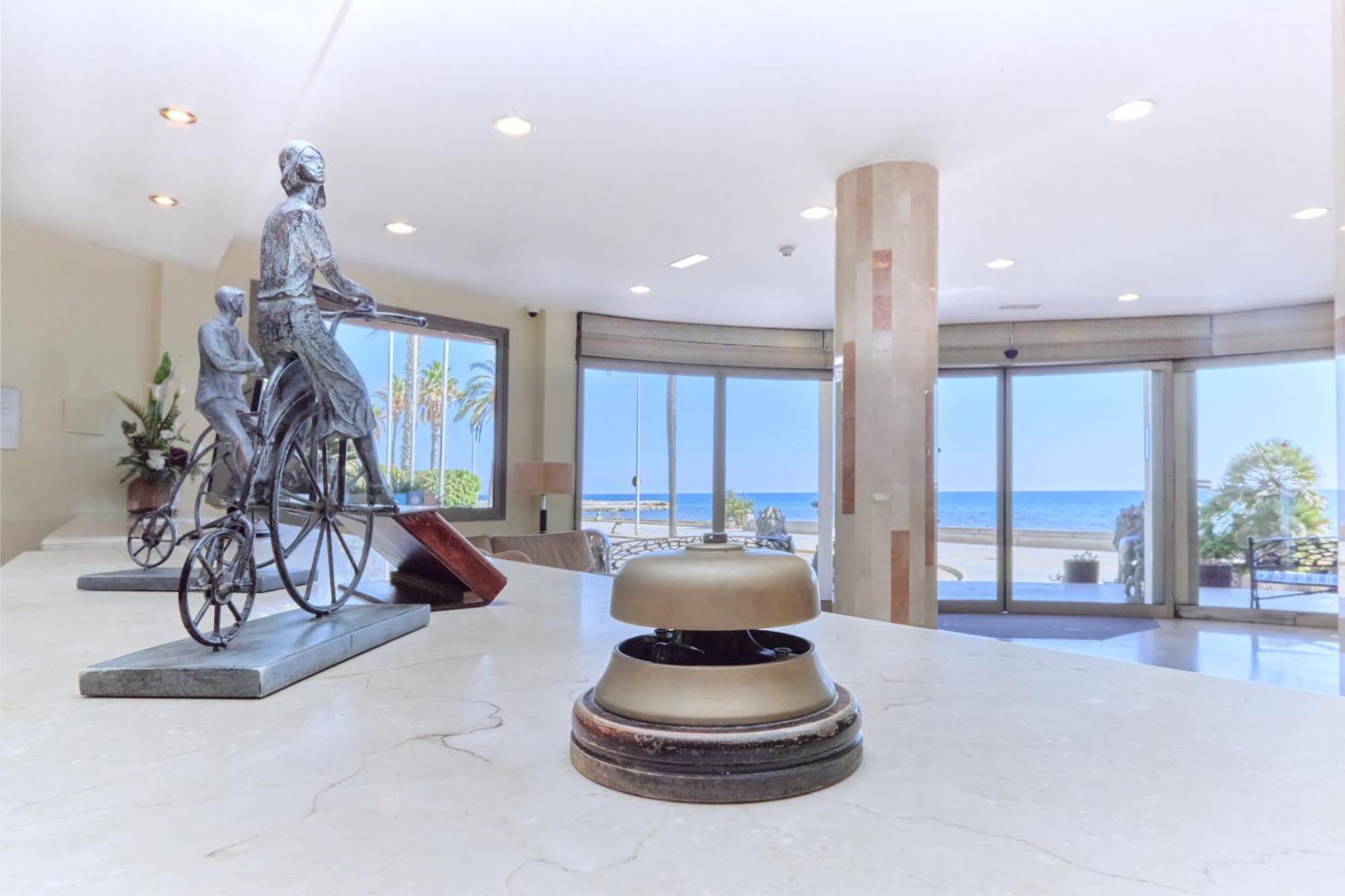 Sunway Playa Golf & Spa Sitges Buitenkant foto